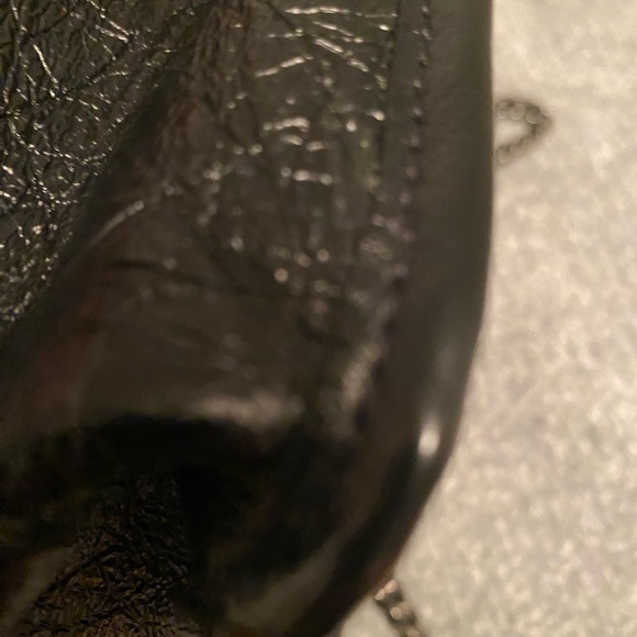 YSL Medium Saint Laurent crinkle calf Flap bag - Picture 9 of 15